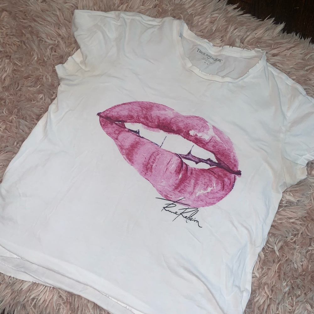 Tee shirt
